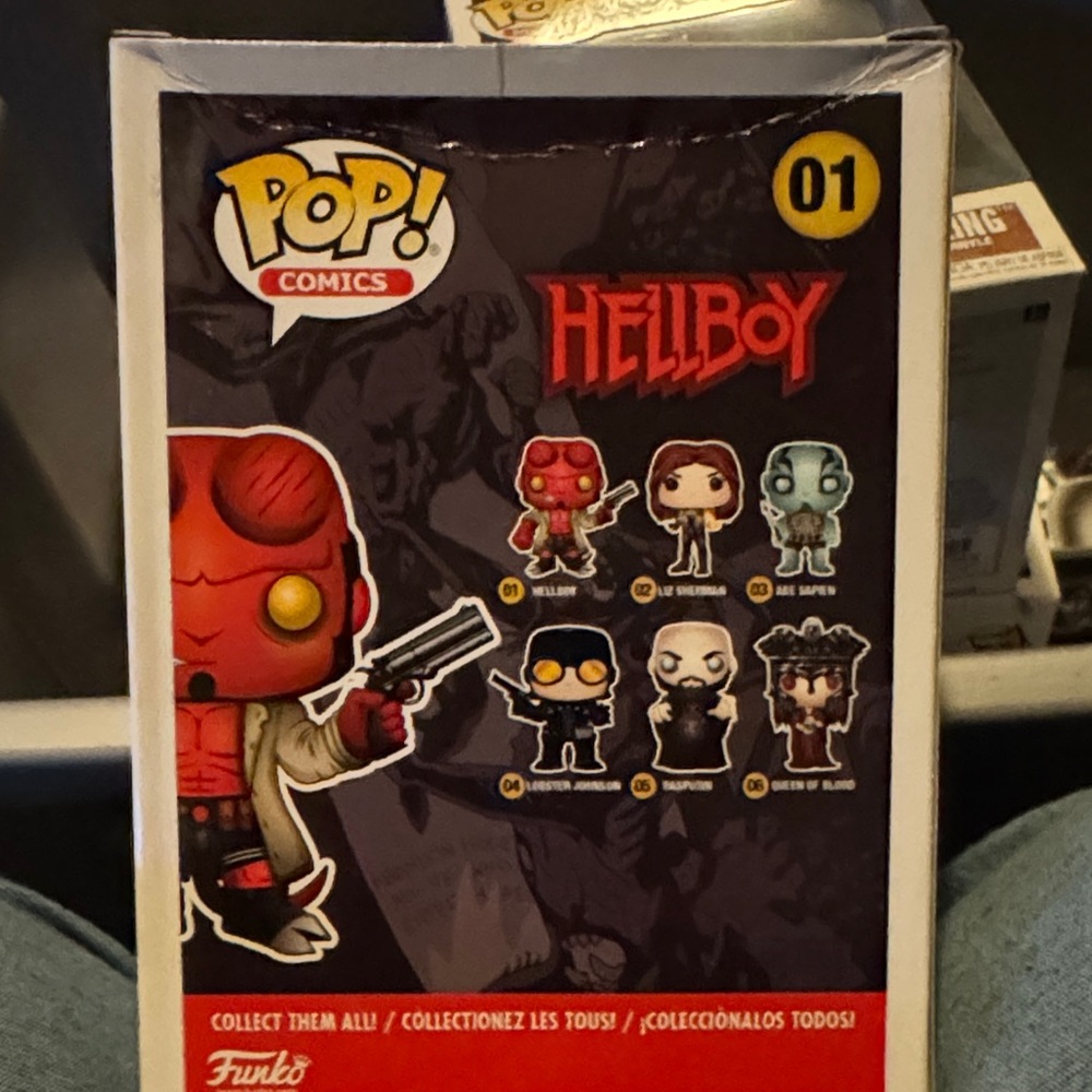 Funko Pop Comics: Hellboy Collectible Vinyl Figure #01 - Picture 3 of 5